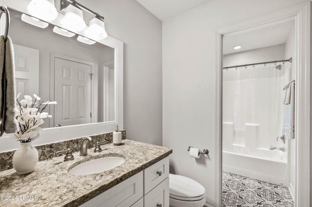 817 15th St Unit F, Port Royal, SC 29935