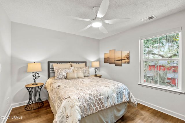 817 15th St Unit F, Port Royal, SC 29935