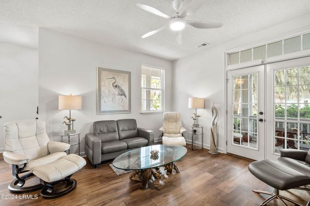 817 15th St Unit F, Port Royal, SC 29935