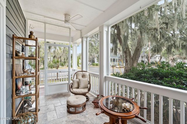 817 15th St Unit F, Port Royal, SC 29935