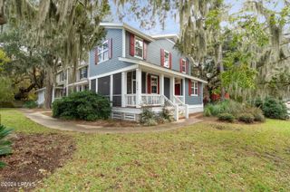 817 15th St Unit F, Port Royal, SC 29935