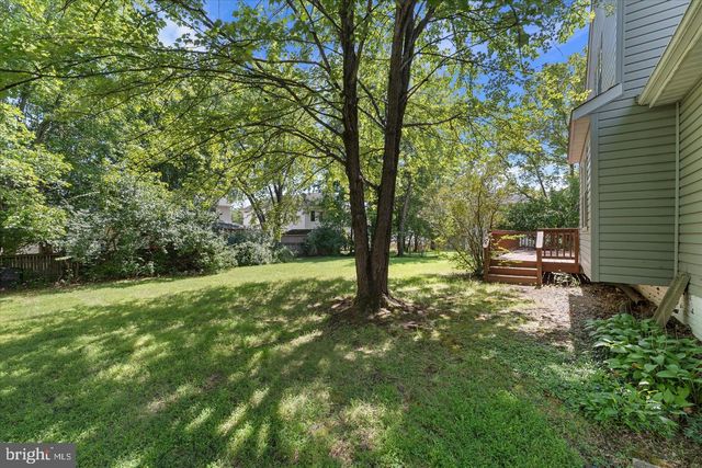 1465 KINGSTREAM DR, Herndon, VA 20170