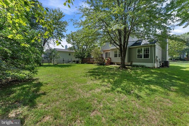 1465 KINGSTREAM DR, Herndon, VA 20170