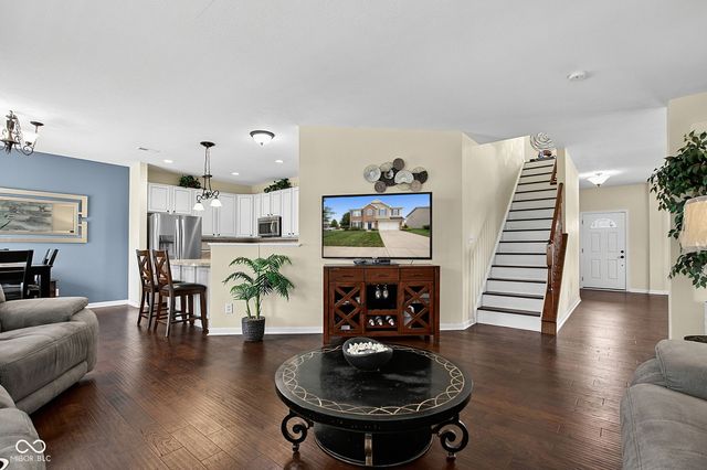 6107 W Brickell Lane, Mccordsville, IN 46055