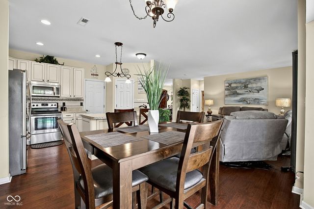 6107 W Brickell Lane, Mccordsville, IN 46055