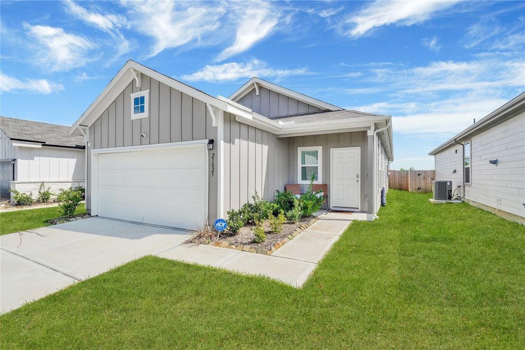 23907 Escardilla Drive, Hockley, TX 77447