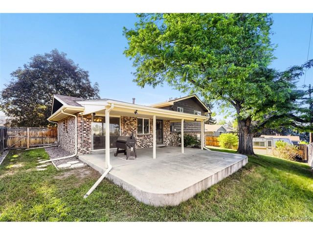 6140 Wright St, Arvada, CO 80004