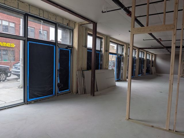 2224 W Grand Avenue, Chicago, IL 60612