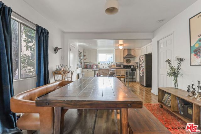 1614 Grafton Street, Los Angeles, CA 90026