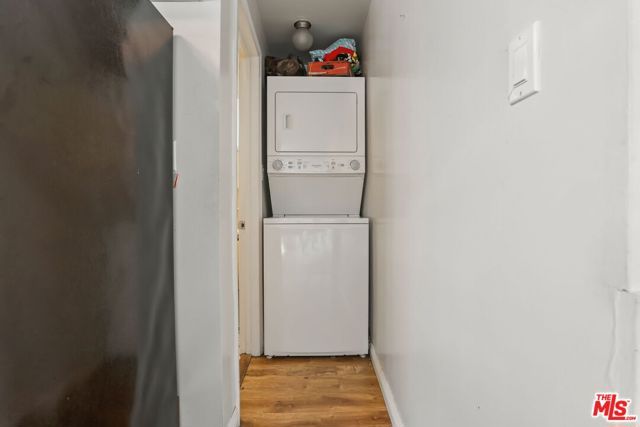 1614 Grafton Street, Los Angeles, CA 90026