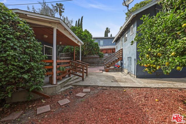 1614 Grafton Street, Los Angeles, CA 90026