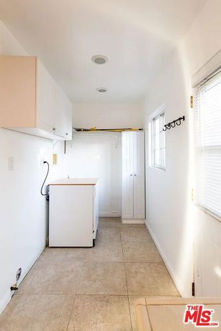 1614 Grafton Street, Los Angeles, CA 90026