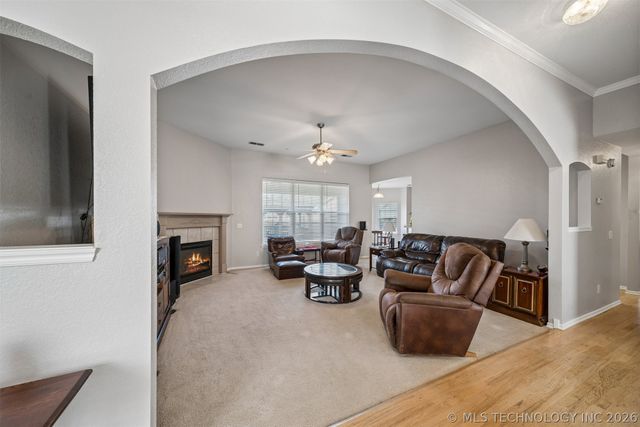 9608 N 100th East Avenue, Owasso, OK 74055