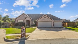 9608 N 100th East Avenue, Owasso, OK 74055