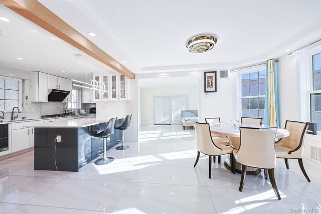 110 Melrose Avenue, East Rockaway, NY 11518