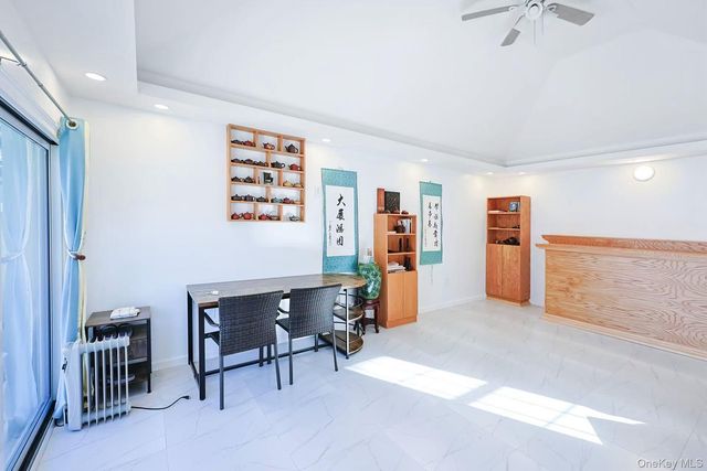 110 Melrose Avenue, East Rockaway, NY 11518