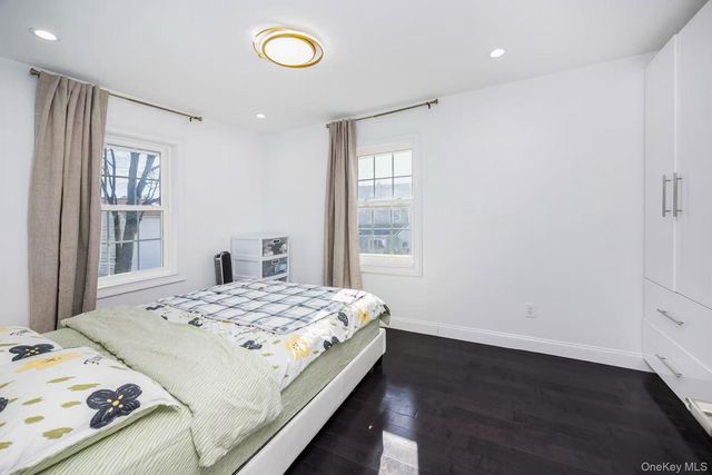 110 Melrose Avenue, East Rockaway, NY 11518