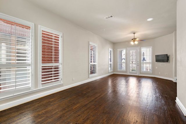 2222 Marilla Street, Dallas, TX 75201