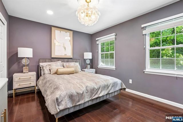 12 Clearwater Drive, Wayne, NJ 07470