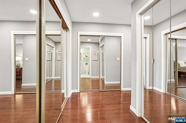 12 Clearwater Drive, Wayne, NJ 07470