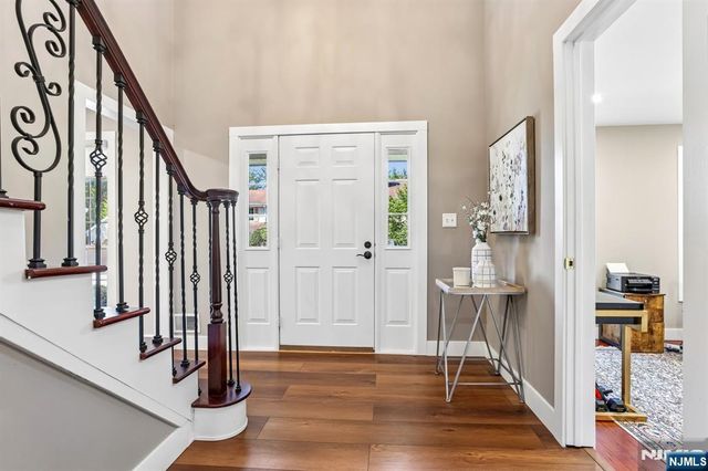 12 Clearwater Drive, Wayne, NJ 07470