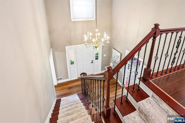 12 Clearwater Drive, Wayne, NJ 07470