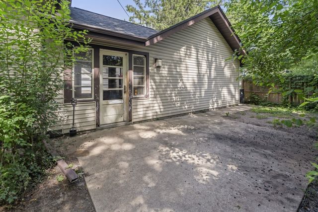 1611 YONGE Street, Rockford, IL 61103