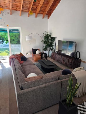 2848 SW 22nd Ave 0, Miami, FL 33133