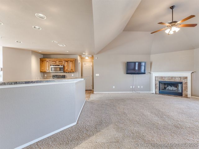 3327 S 207th East Avenue, Broken Arrow, OK 74014