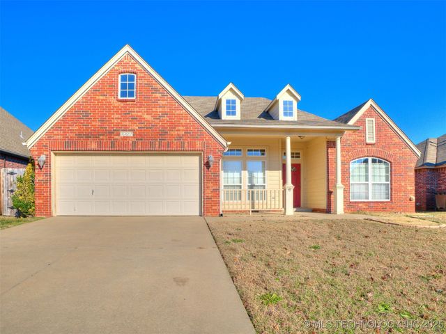 3327 S 207th East Avenue, Broken Arrow, OK 74014