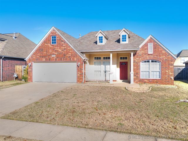 3327 S 207th East Avenue, Broken Arrow, OK 74014