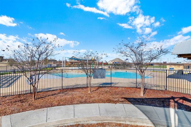 712 Cool Canyon Trail, Princeton, TX 75407