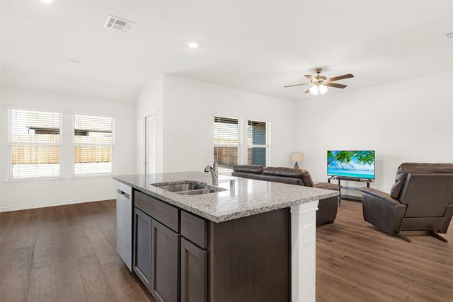 712 Cool Canyon Trail, Princeton, TX 75407