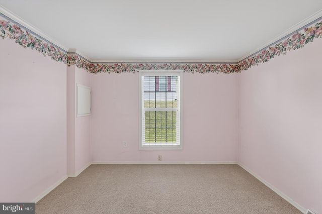 24 LONGWOOD CT E, Harleysville, PA 19438