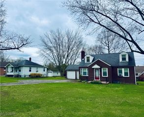 374 Niles Cortland Road SE, Warren, OH 44484