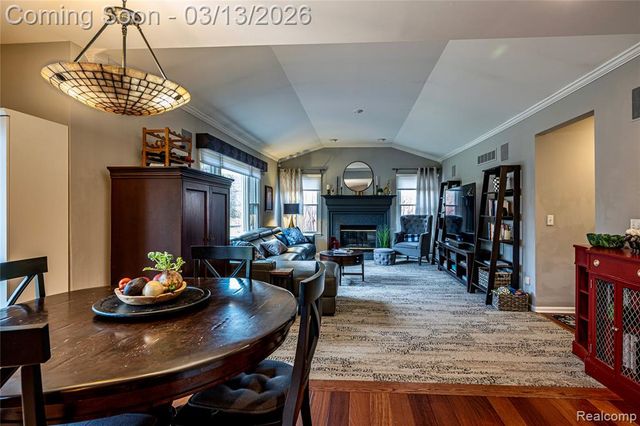 3826 Village Court, Troy, MI 48084