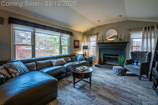 3826 Village Court, Troy, MI 48084