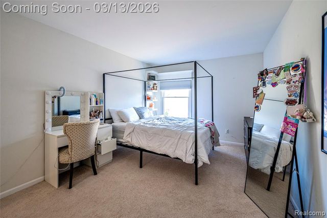 3826 Village Court, Troy, MI 48084