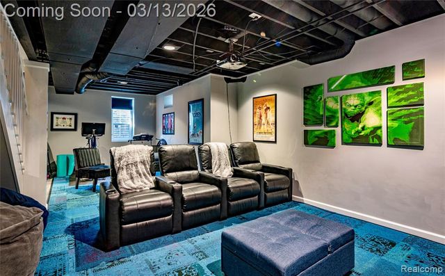 3826 Village Court, Troy, MI 48084