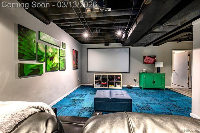 3826 Village Court, Troy, MI 48084