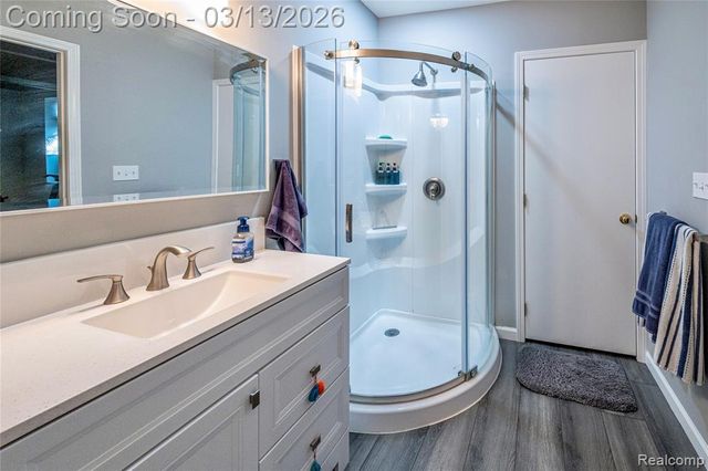 3826 Village Court, Troy, MI 48084