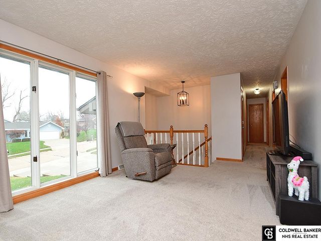 8532 N 47Th Street, Omaha, NE 68152