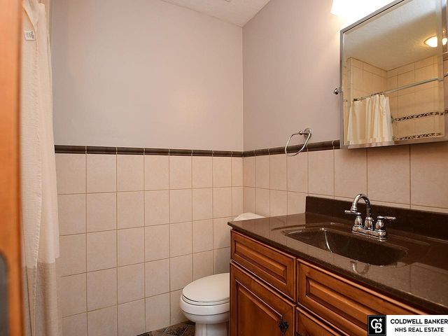 8532 N 47Th Street, Omaha, NE 68152