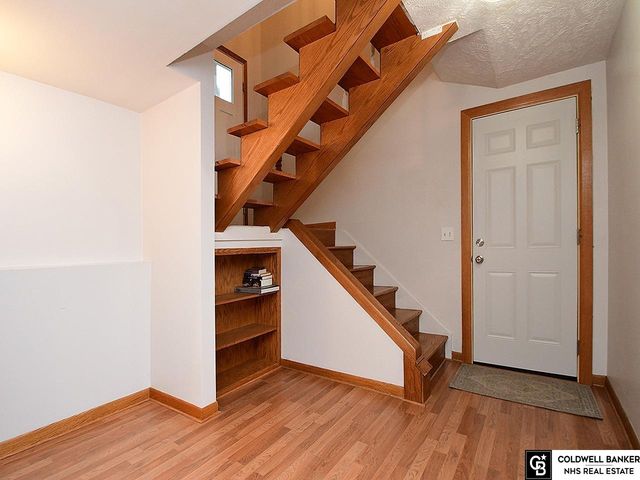 8532 N 47Th Street, Omaha, NE 68152