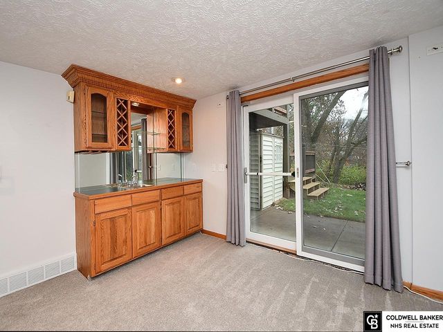 8532 N 47Th Street, Omaha, NE 68152