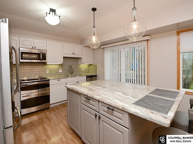 8532 N 47Th Street, Omaha, NE 68152