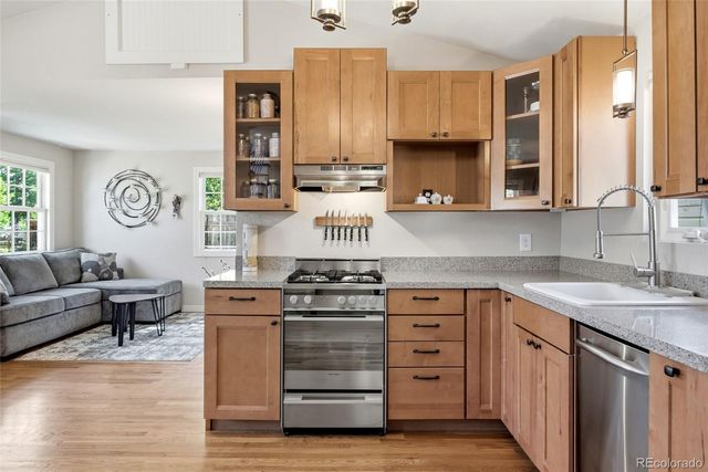 460 E Yale Avenue, Englewood, CO 80113