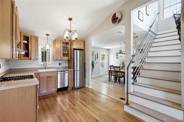 460 E Yale Avenue, Englewood, CO 80113