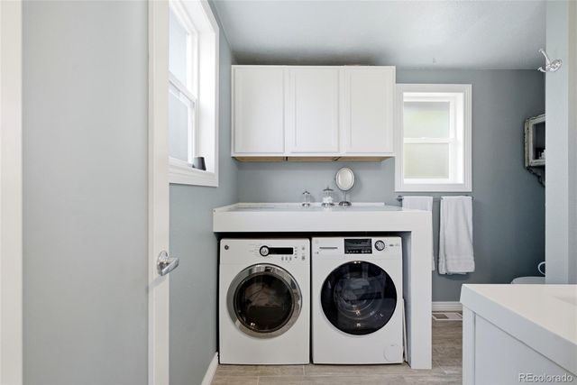 460 E Yale Avenue, Englewood, CO 80113