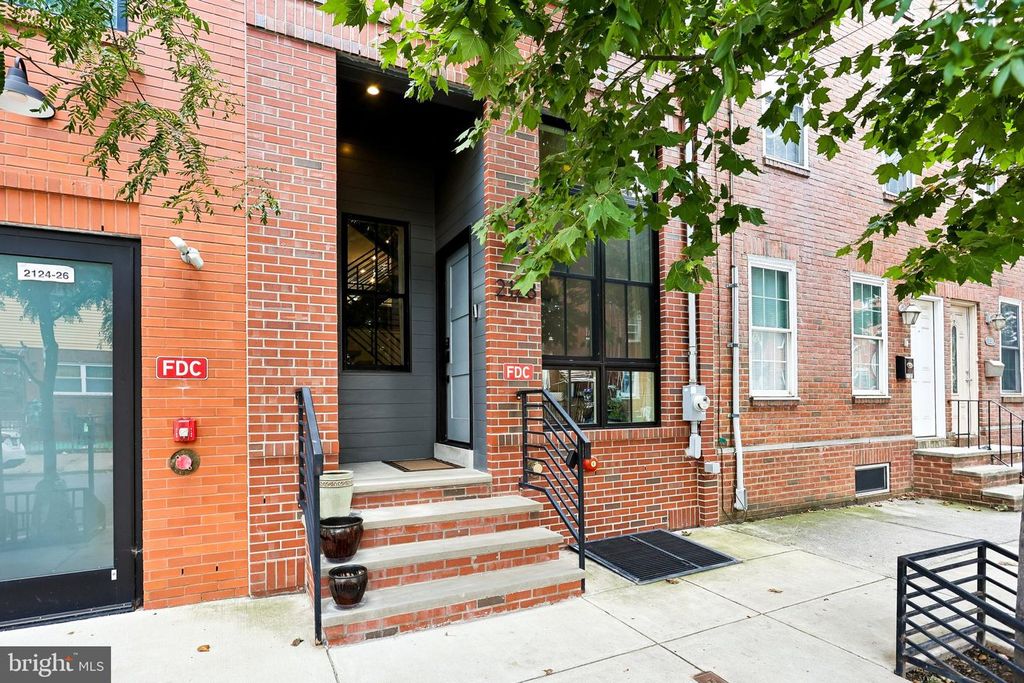 2128 ELLSWORTH ST, PHILADELPHIA, PA 19146 — exterior